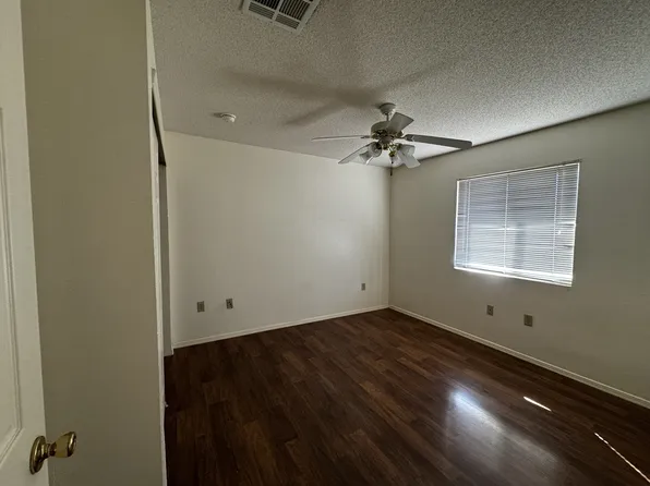 8715 Independence Dr #5, El Paso, TX 79907