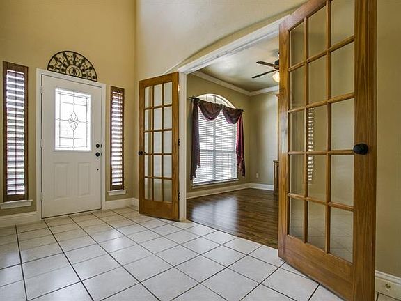 4th image of 7812 Vineyard Ct