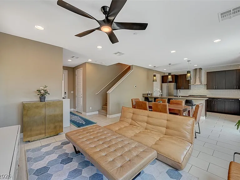 11375 Gravitation Dr — Photo 6
