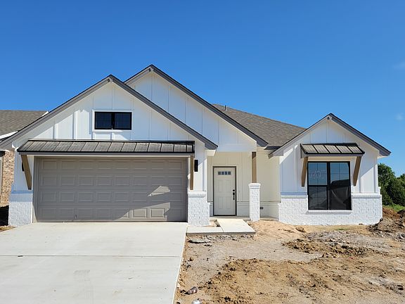 4th image of 7407 E 89th Pl N