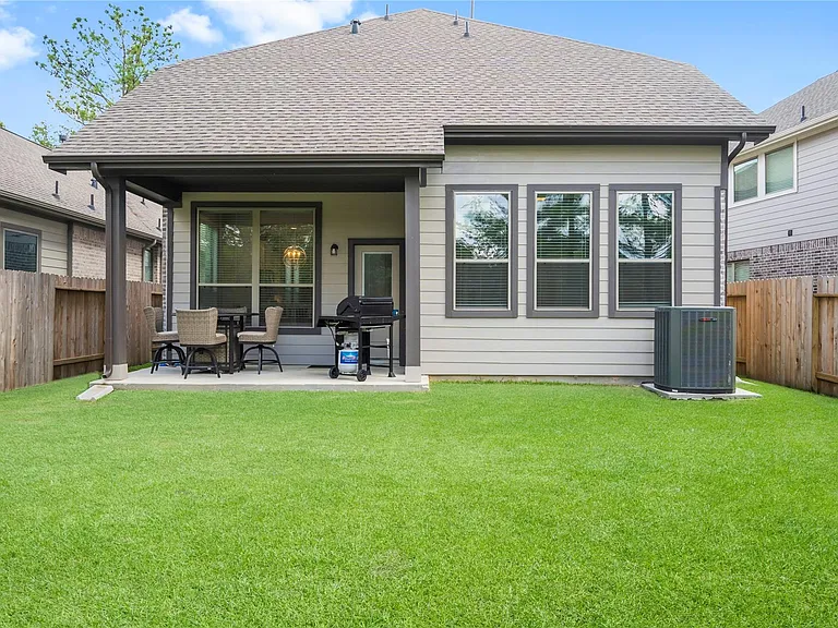112 Sugar Peak Ct — Photo 5