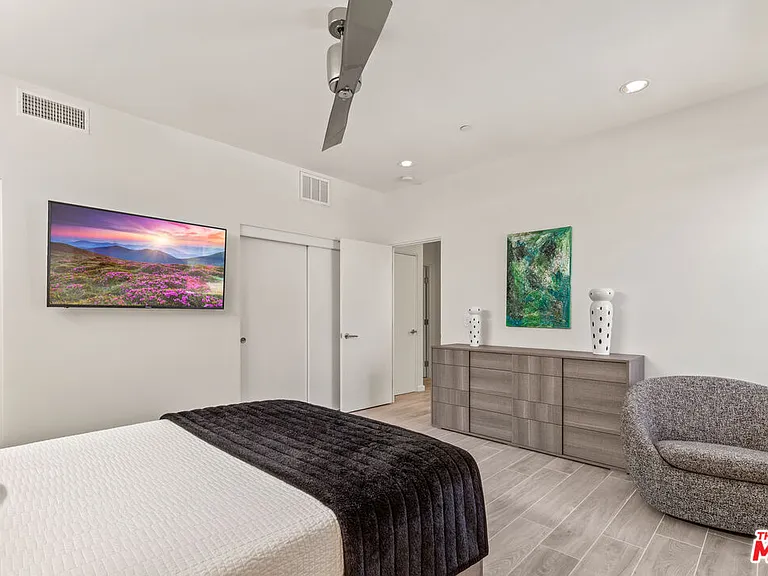 1052 Audrey Dr — Photo 21
