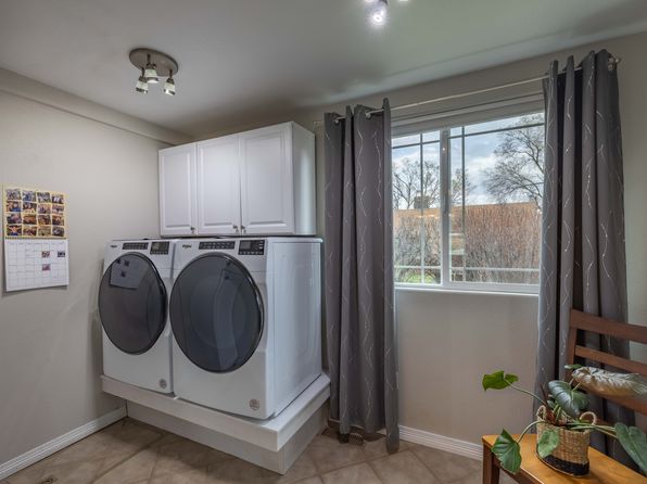 849 Cliff St, Lander, WY 82520
