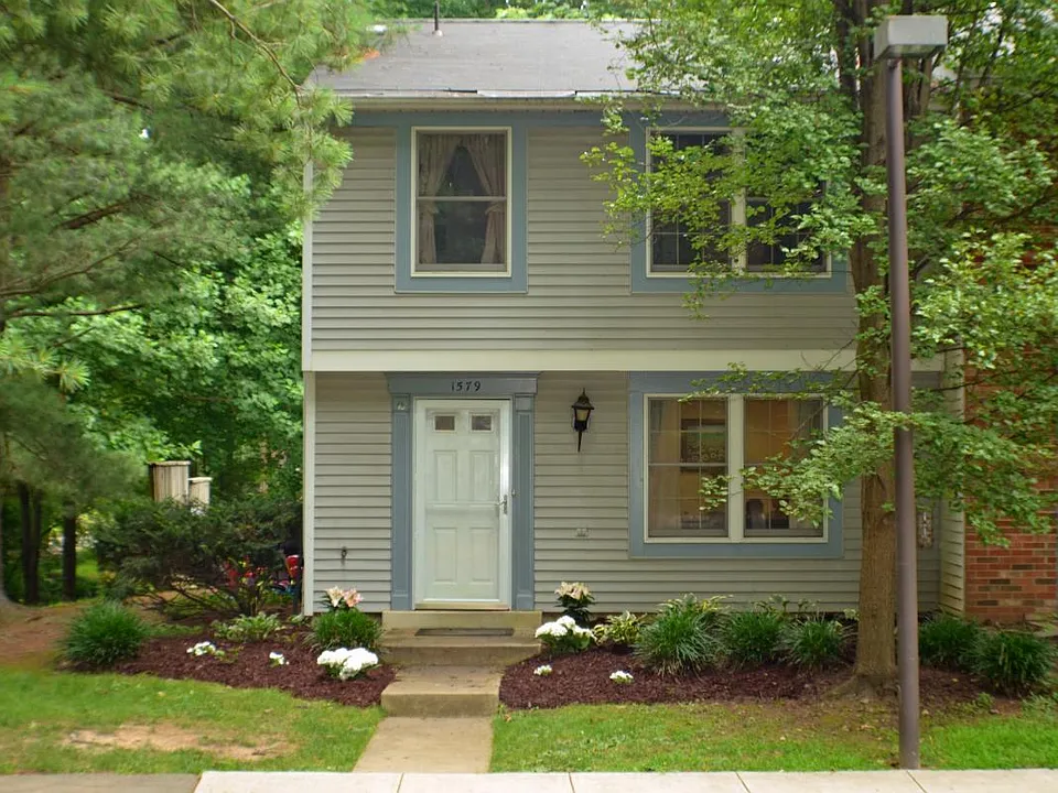 1579 Stowe Ct