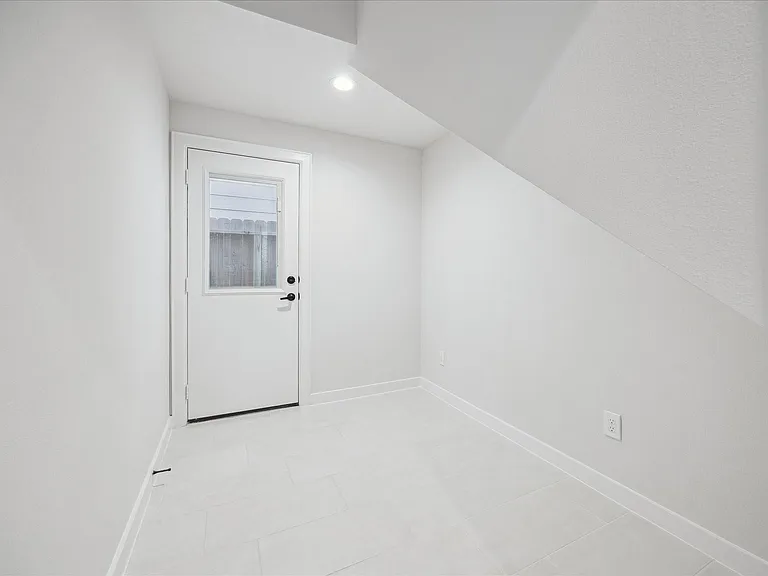 1603 Patterson St #E — Photo 6