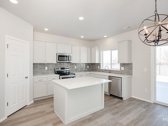 4th image of 1504 Fishertown Ave