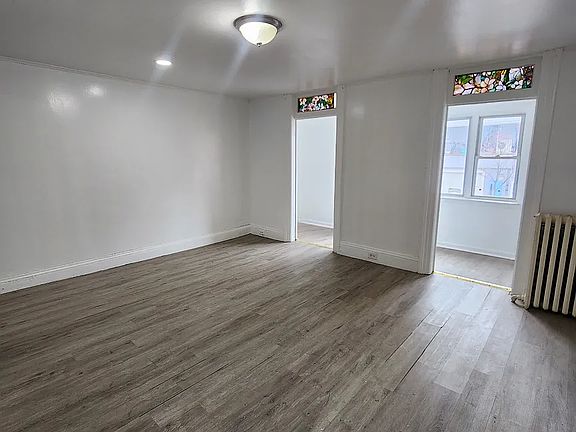 3rd image of 322 11th St Floor 1