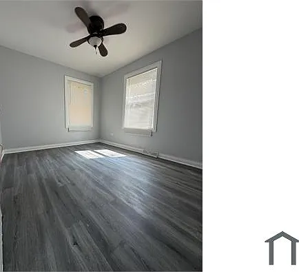 10043 S Oglesby Ave — Photo 7