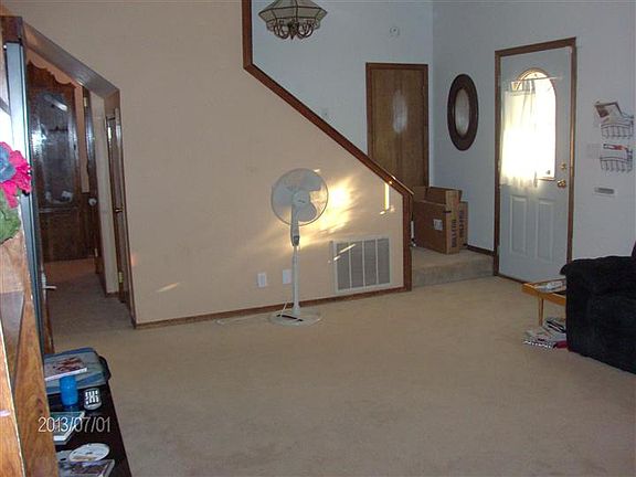5th image of 500 N Hill St