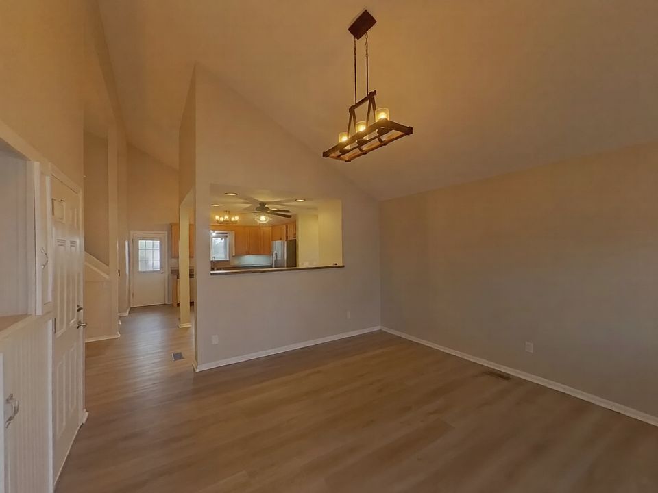 1st image of 3462 Hunterwood Dr