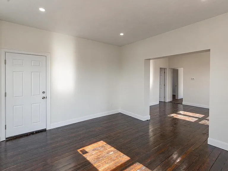 35 Valley St #2 — Photo 6