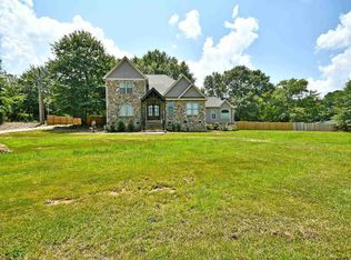 105 Robin Dr, Fountain Inn, SC 29644