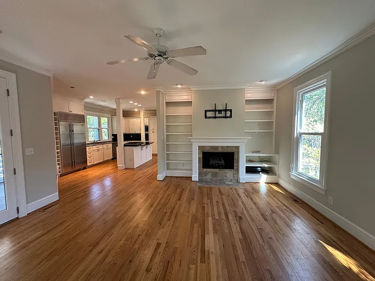 2820 Middle St — Photo 6