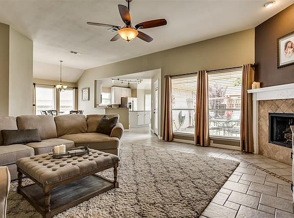 5th image of 914 Granview Dr