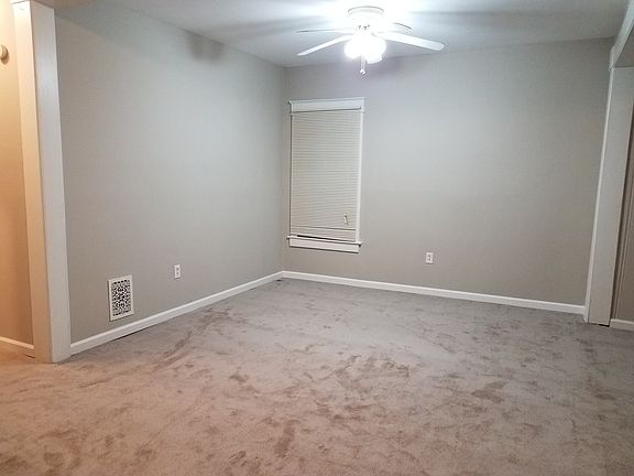 5th image of 3744 Garner Ave
