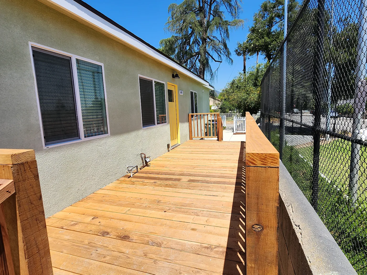 2 bed, 950 sqft, $3,350 — Photo 3