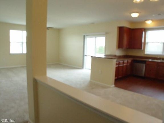 5th image of 5205 Nuthall Dr Unit 302