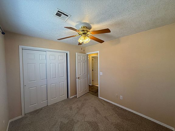 5th image of 3468 Calumet Ave