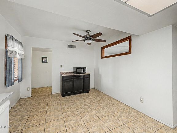 4th image of 921 W VILLA THERESA Drive