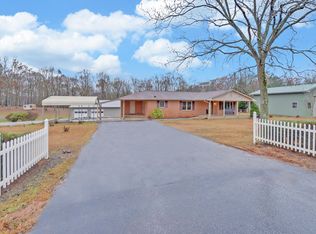 1531 Beacon Light Rd, Hartwell, GA 30643