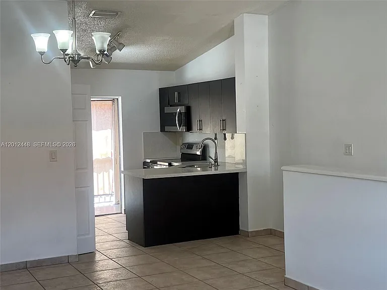2425 W 76th St #207 — Photo 12