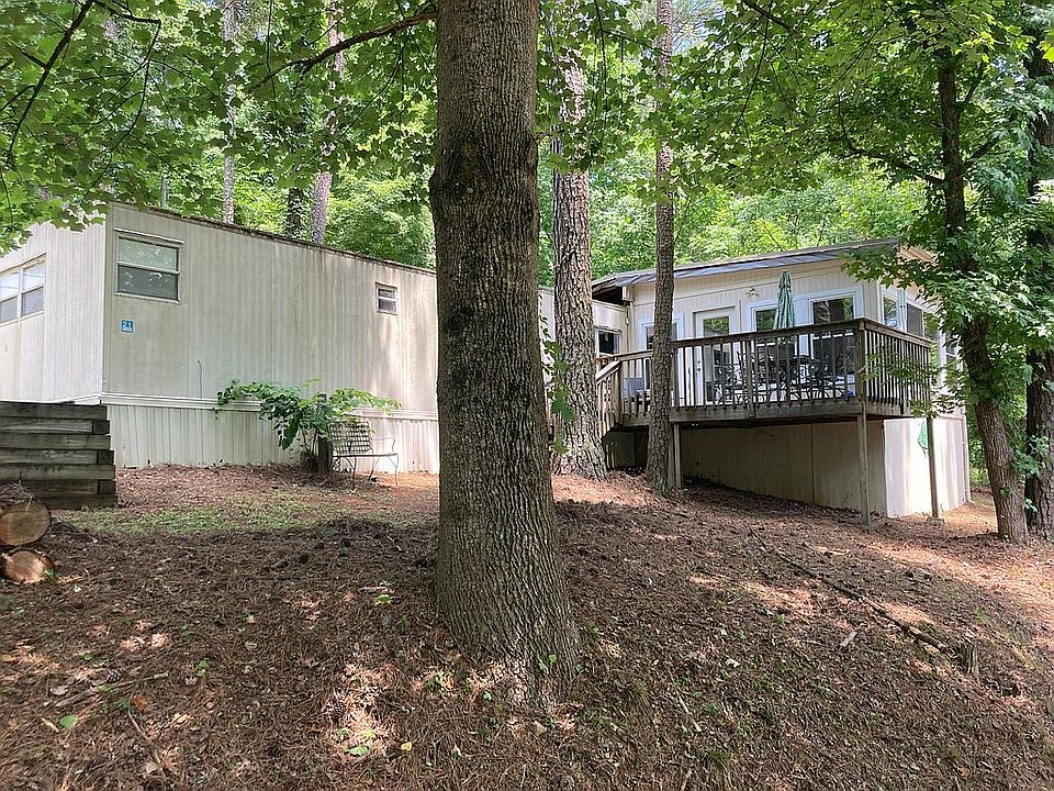 2nd image of 120 Marina Ct