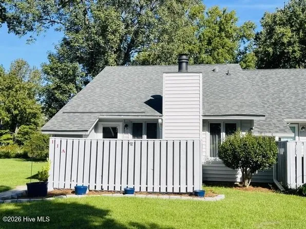 11A Mulberry Ln, New Bern, NC 28562