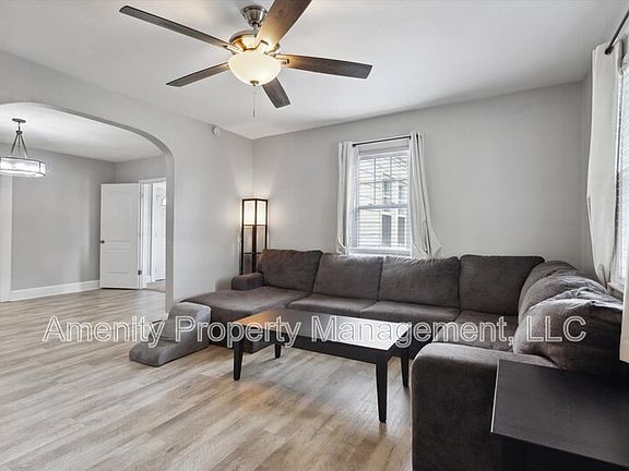 4th image of 417 Douglas Ave