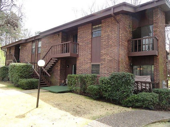 2nd image of 2325 Lakeshore Dr Unit A1