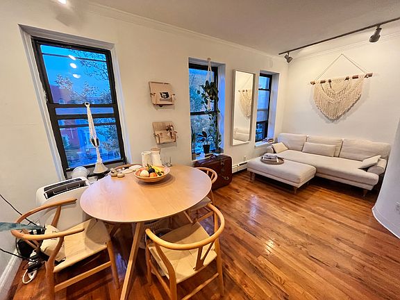 2nd image of 268 9th St #3