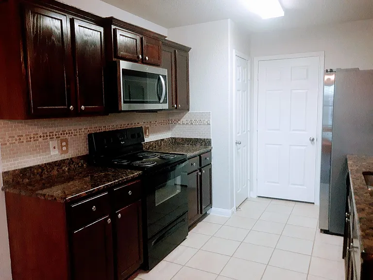6612 Luckey Path — Photo 9