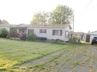 37 Peerless St, Brocton, NY 14716