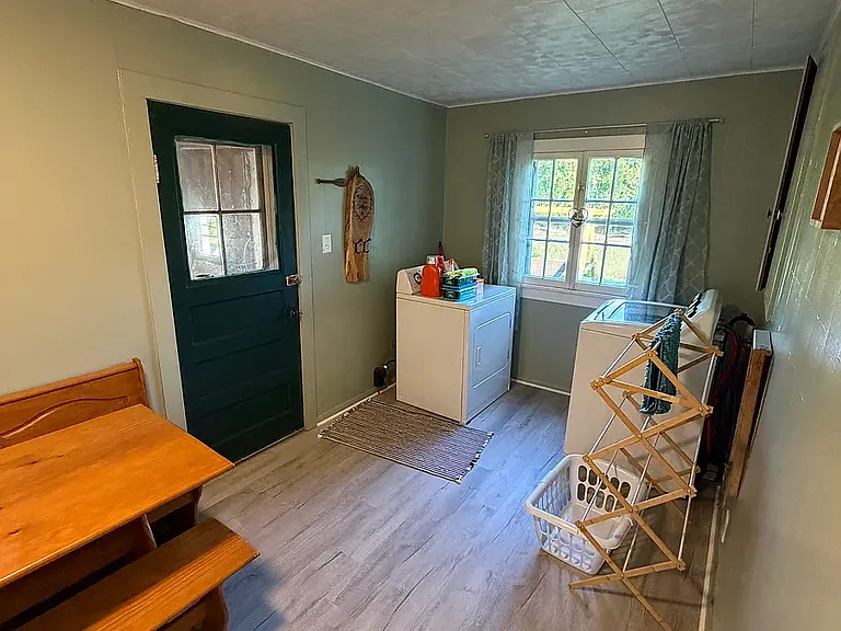122 N Ford Dr — Photo 11