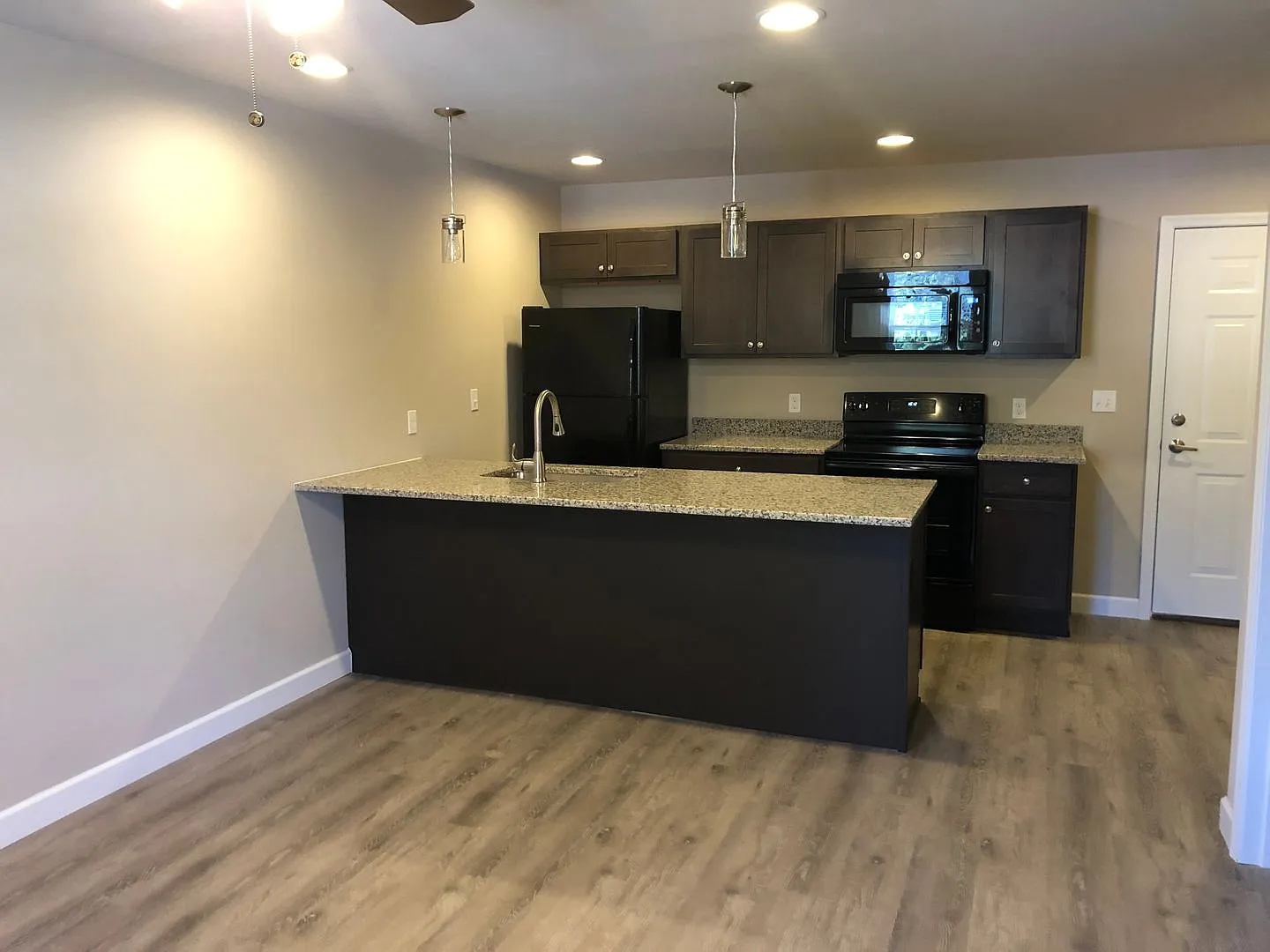 Abbottstown Apartments — Photo 4