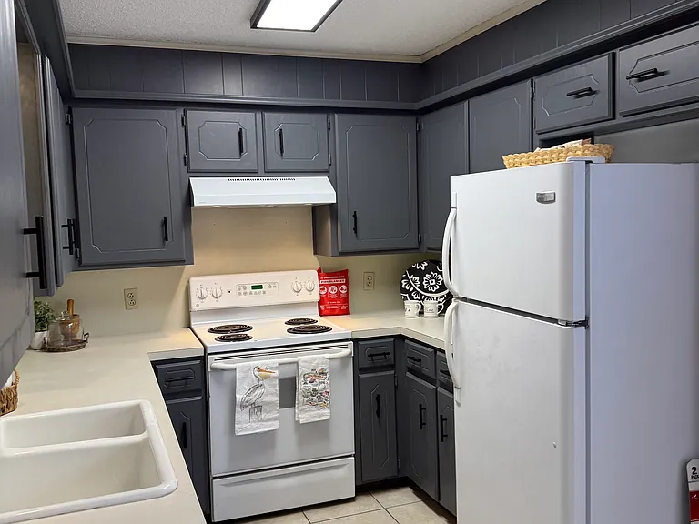 7505 Akron Ave #B — Photo 15