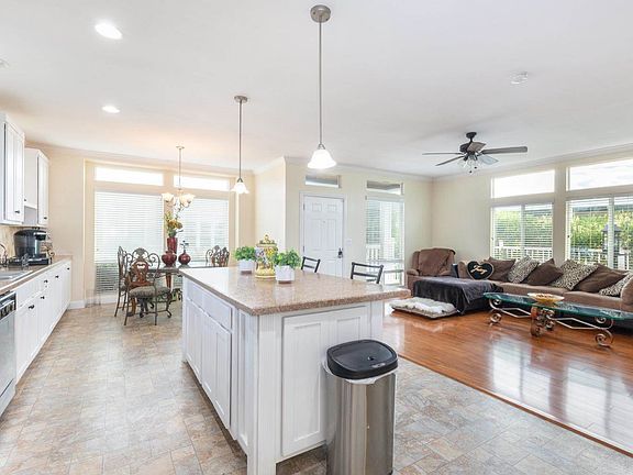 5th image of 6468 Washington St Spc 180