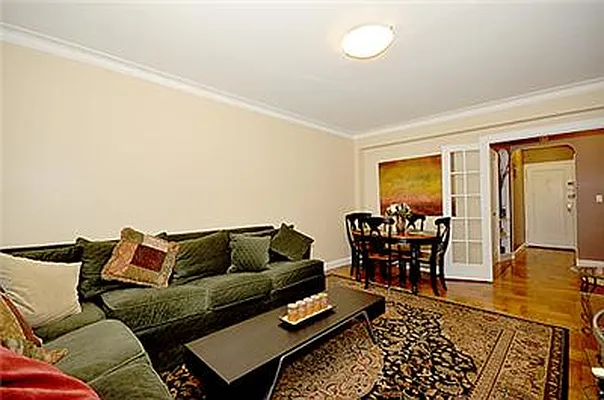 Sold by R New York | media 3