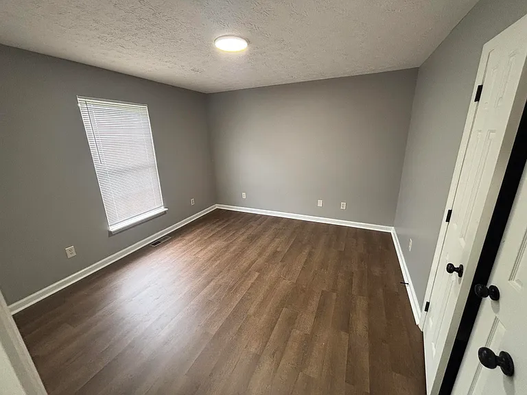 2744 Hayden Park Ln — Photo 7