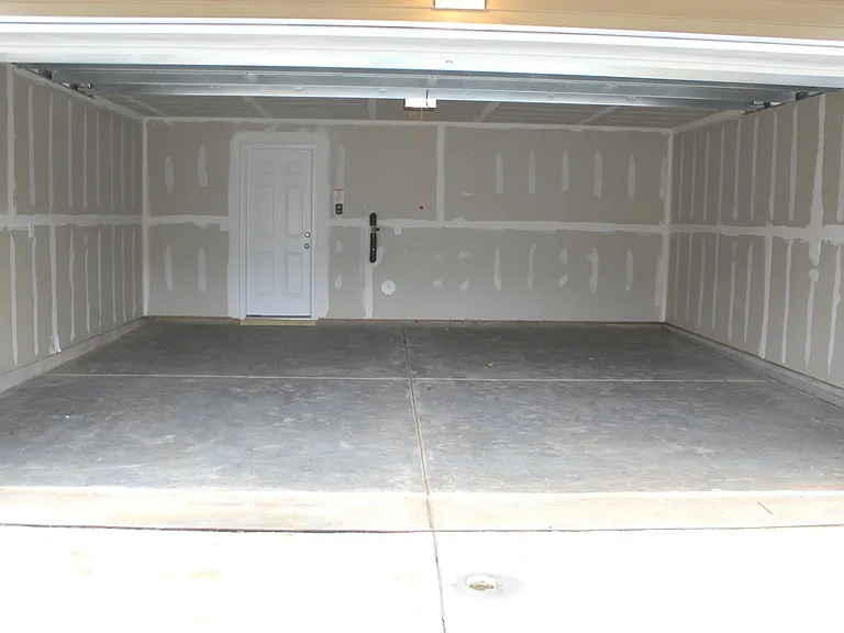 6435 Prosperity Church Rd — Photo 23