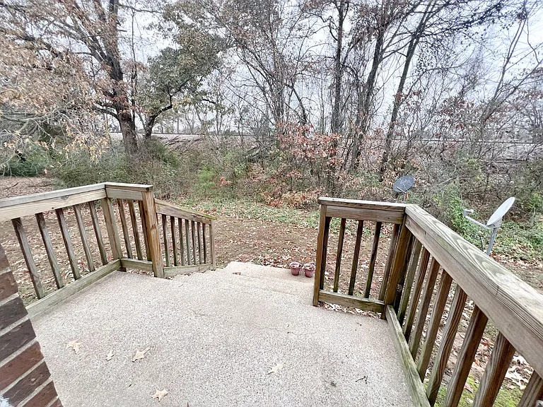 105 Tandy Dr — Photo 10