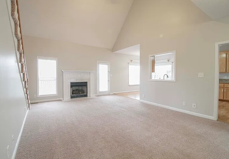 285 Sunny Slope Ct — Photo 2