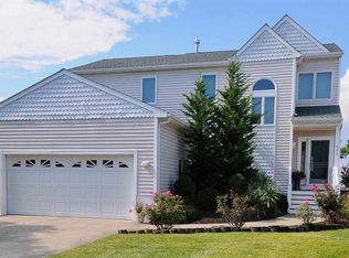 842 W Shore Dr, Brigantine, NJ 08203