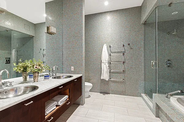 Sold by Brown Harris Stevens | media 31