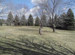 18011 Pioneer Trl, Eden Prairie, MN 55347