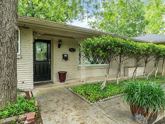 4th image of 3613 Wooten Dr