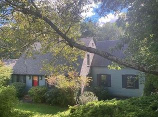 2 Deacons Path, Sandwich, MA 02563