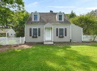 29 Newton Rd, Gaylordsville, CT 06755