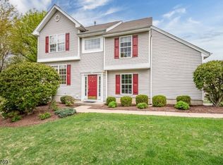 60 Brock Ln, Hackettstown, NJ 07840