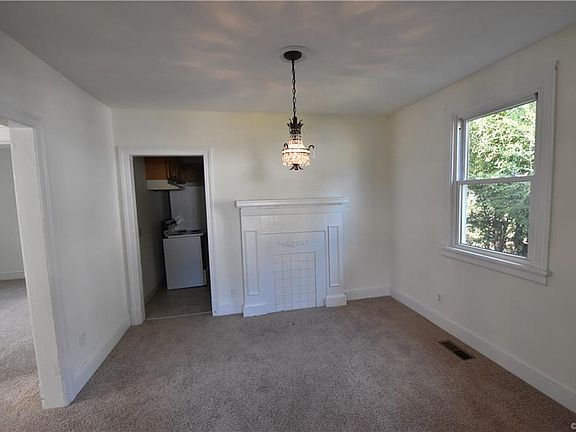 5th image of 2623 Greenway Ave