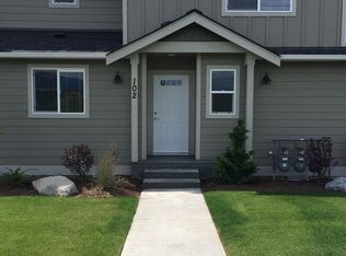 8841 Line Rd, Lynden, WA 98264